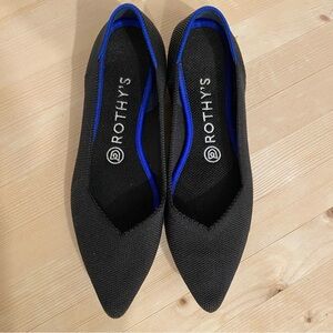 Rothy's The Point Women’s Slip On Pointed Black Flats with Blue Trim Size US 7.5
